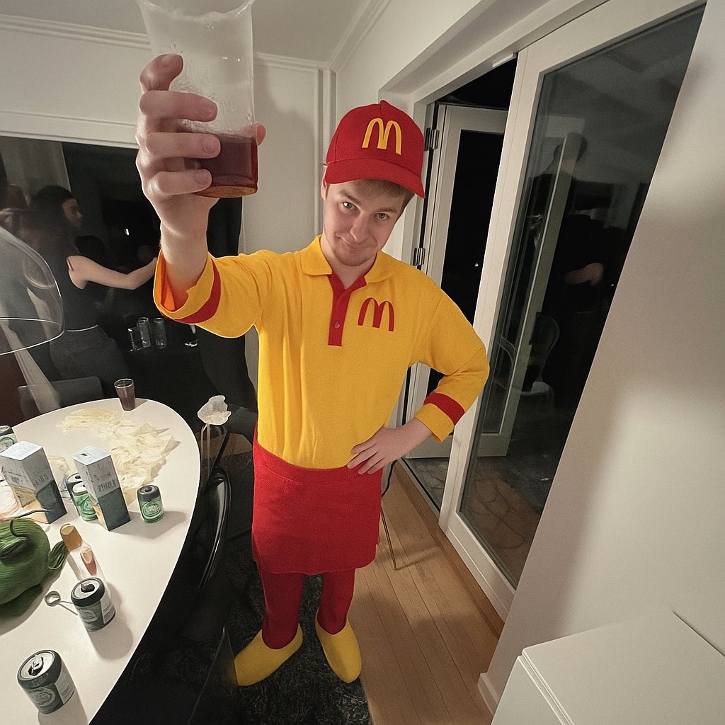 kroK🐟 tweet media