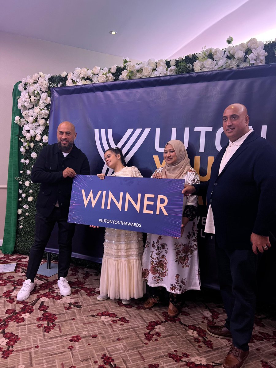 Luton Youth Awards tweet media