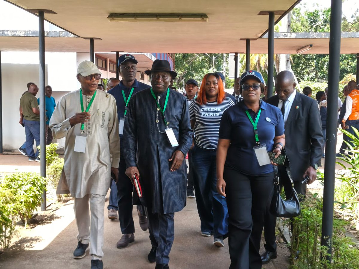 Goodluck E. Jonathan tweet media