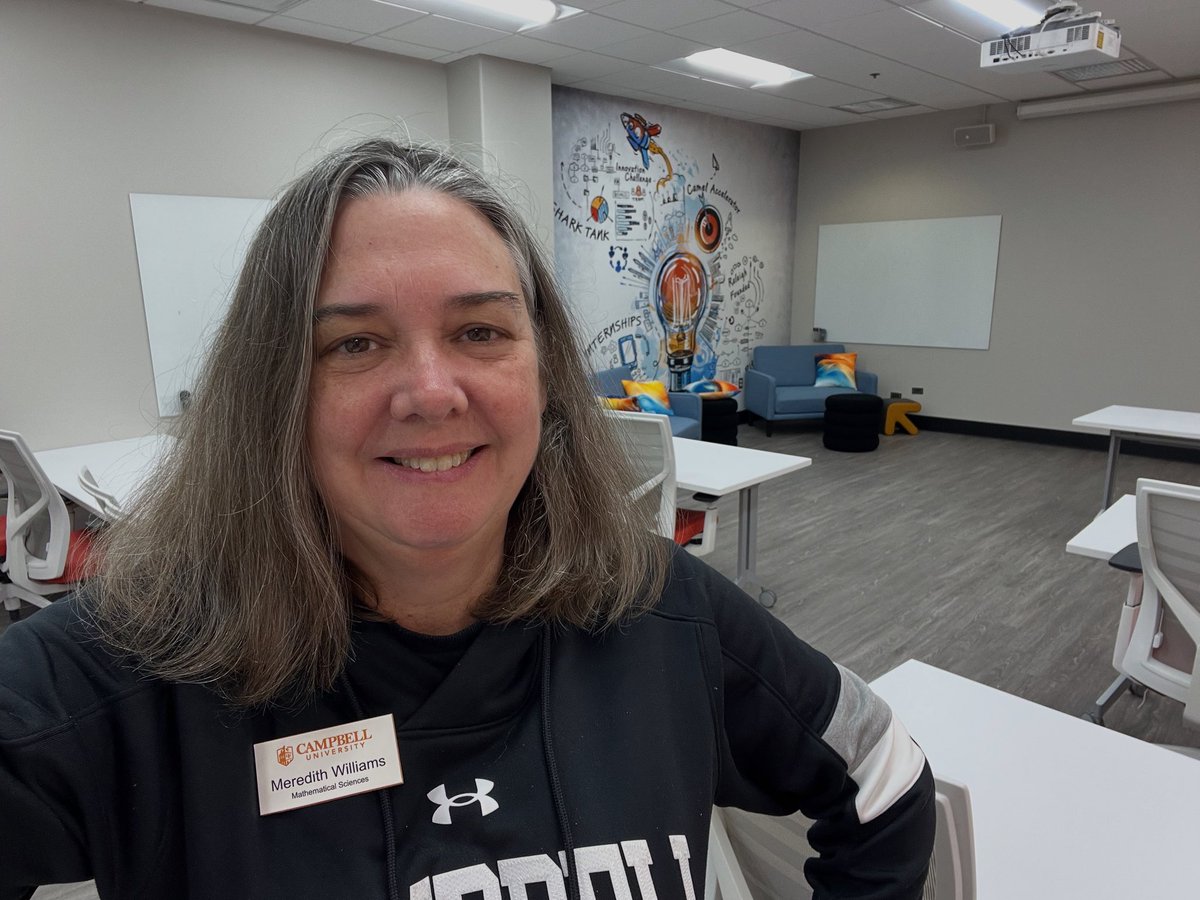 CU_Math's tweet image. It’s Open House season in The Creek! Excited to meet prospective students this morning! 🧡