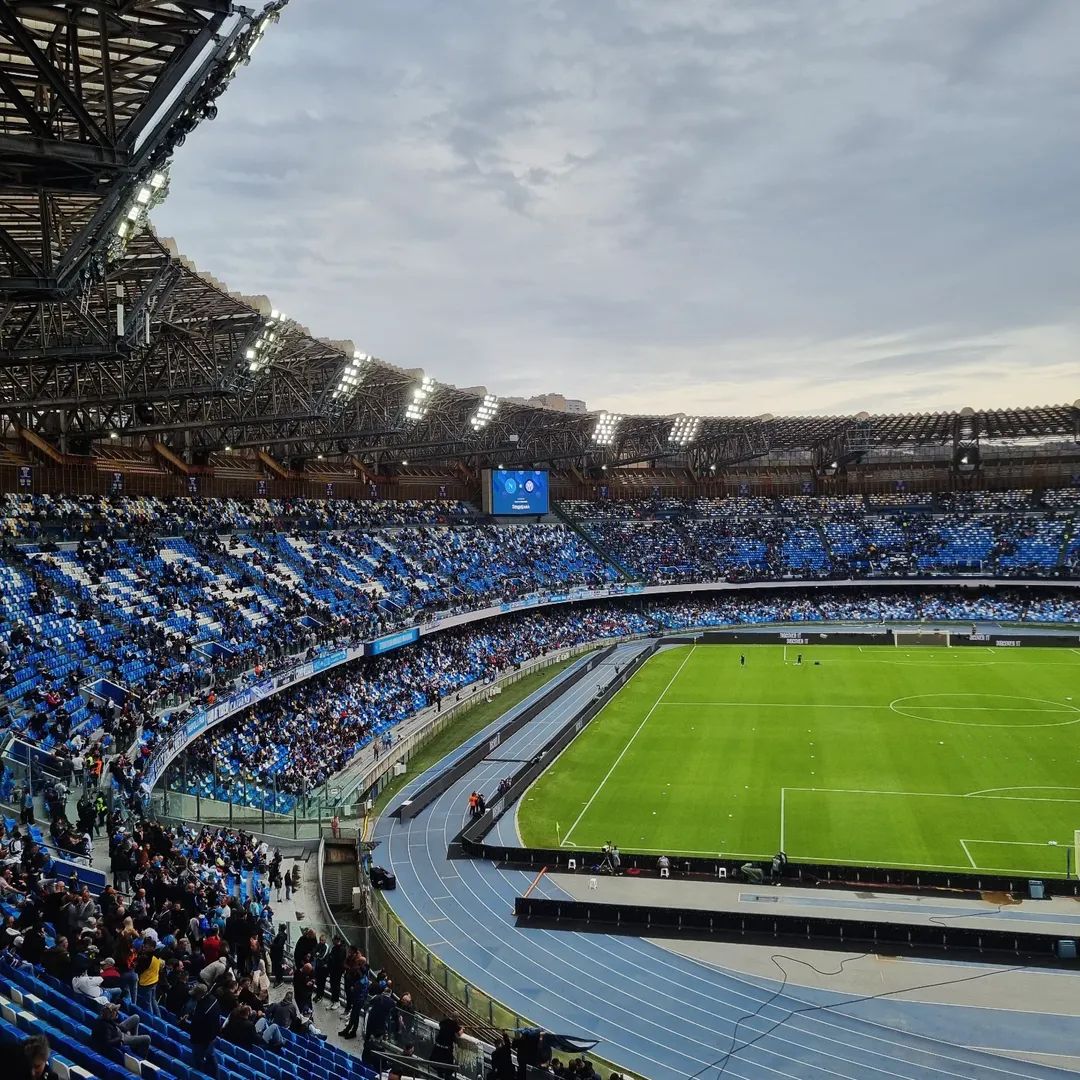 Forza ragazzi, 
noi ci crediamooooooooo 💙
#forzanapolisempre #curvab #devivincere #napoliinter