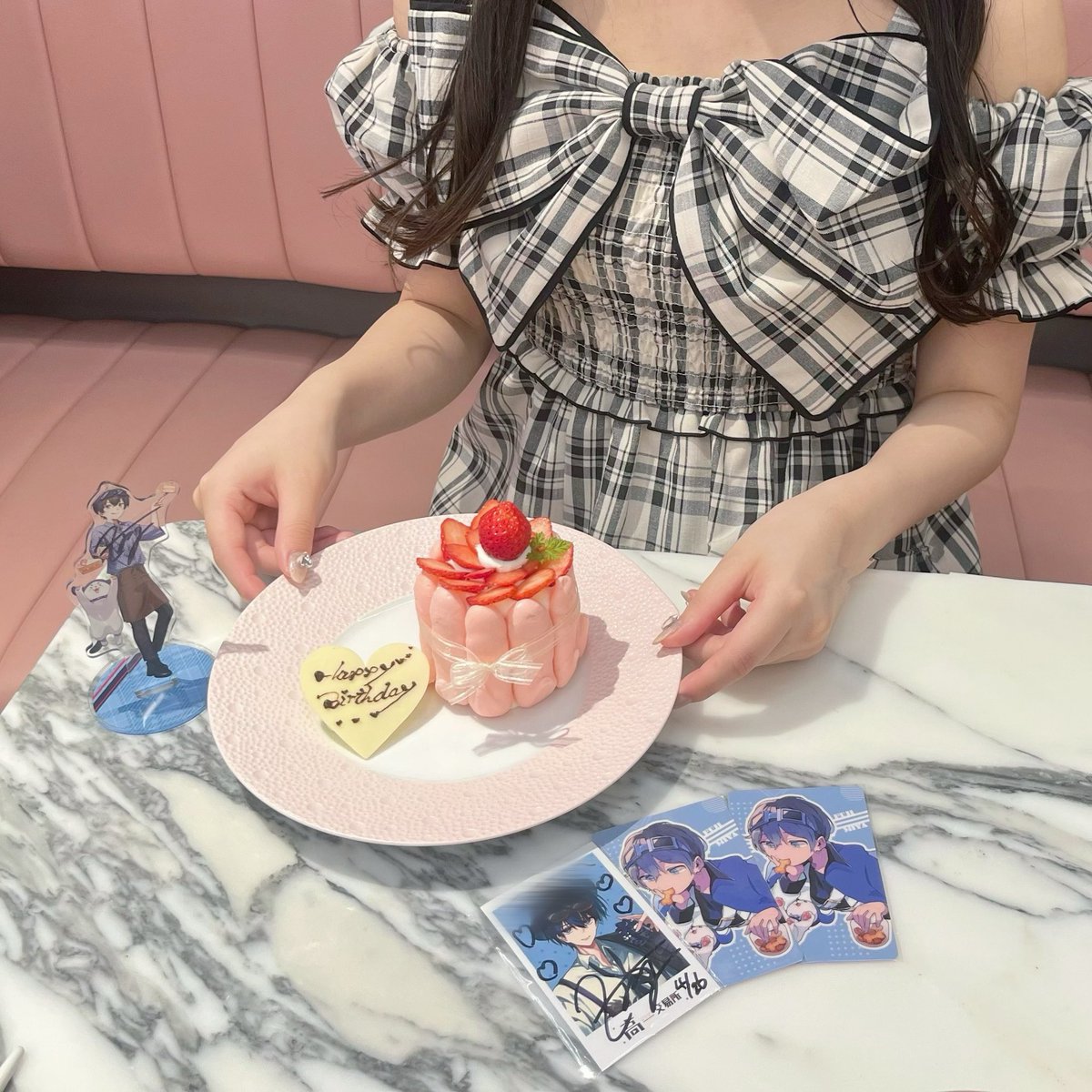 f_iua's tweet photo. ┊　　┊　　┊　　┊
┊　　┊　　┊　　୨୧
┊　　┊　　♡
┊　　୨୧
♡

お誕生日おめでとう 🐶
いっぱいお酒飲んでね🍸

#ふじみやまで届け https://t.co/iBLgoTCNSv