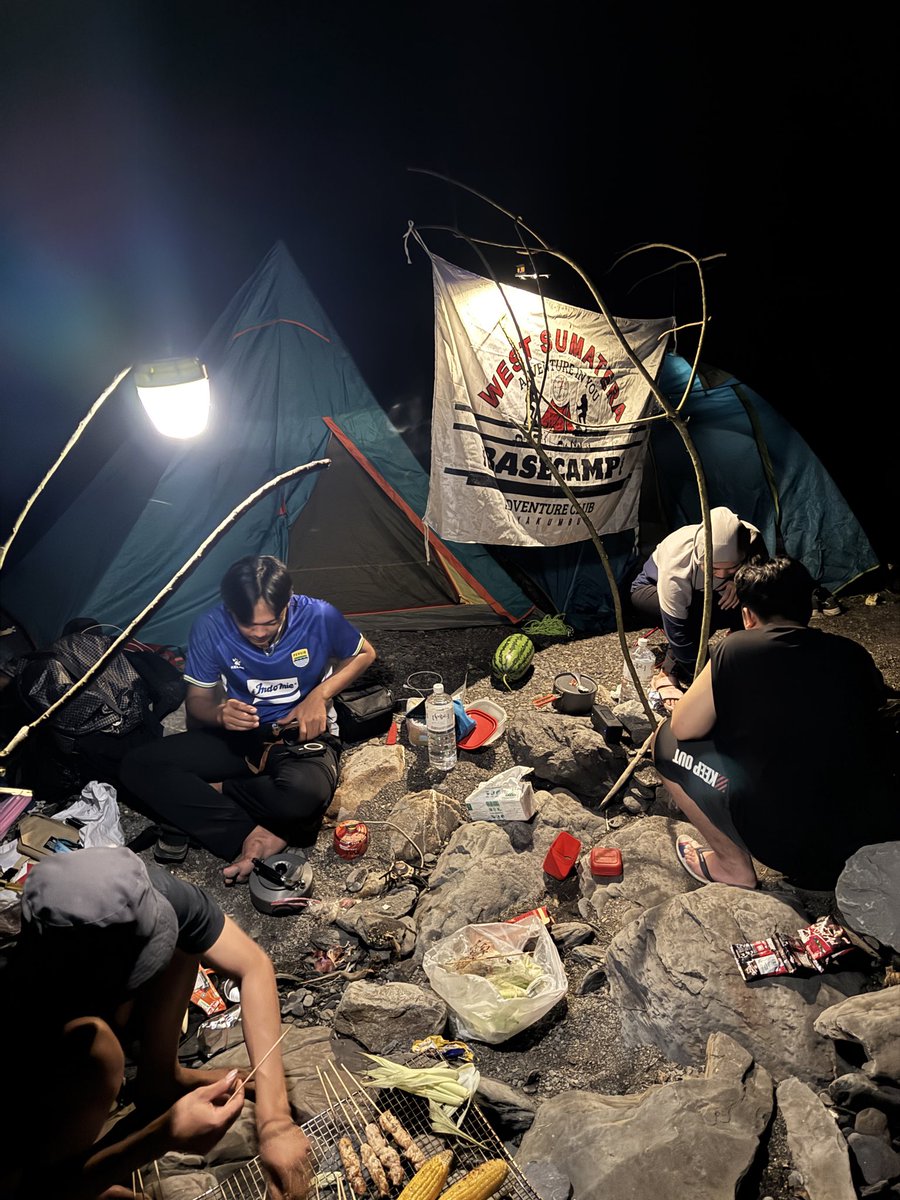 BASECAMP ADVENTURE tweet media