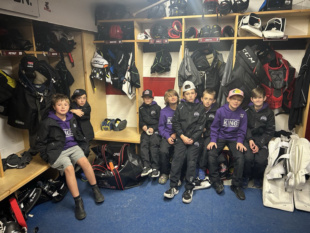 We opened our room to the U11 Otter Energy Kings yesterday between their games — great time sharing stories about our players and answering their questions!
#FuturePirates #Kings🤝Pirates #MilkTourney