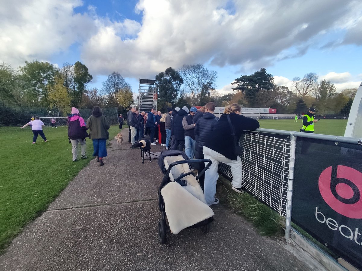 A packed out Menace Arena expecting to see some goals...

#Menace 0 <a href="/fobgfc/">Farnborough OBG FC</a> 0

#MenaceLifeAintEasy