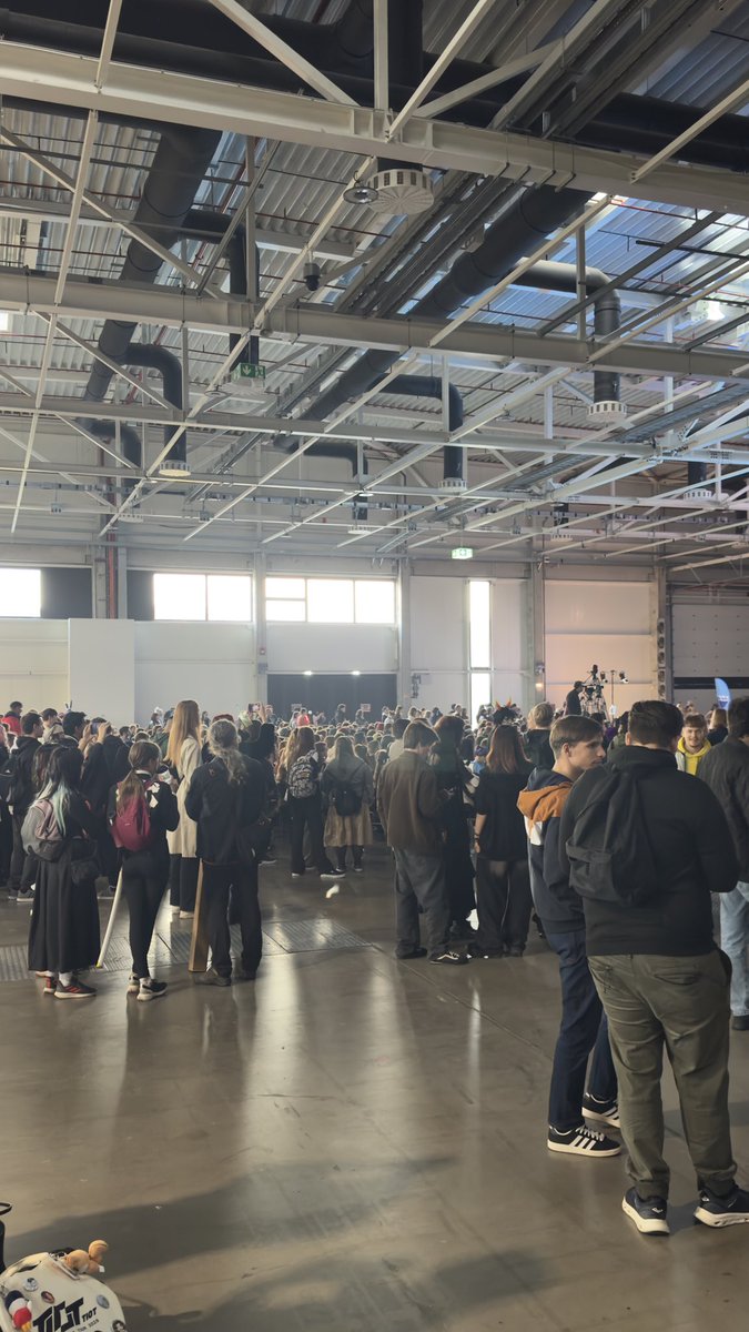 VtuberYumeka's tweet photo. Yumeka returns to MondoCon — officially. 

As Hungary’s first professional VTuber Agency, we’re proud to once again represent the virtual creative scene at the country’s biggest anime and pop-culture event. 

A Yumeka ismét hivatalosan jelen van a MondoConon.

Ez nemcsak egy megjelenés — ez a bizonyíték arra, hogy a magyar VTuber-kultúra él, fejlődik és közösséggé vált.
Egy új fejezet kezdődik — veletek együtt.

#Yumeka #VTuberAgency #MondoCon2025 #MagyarVTuber #HungarianVTuber #SzeretlekMondoCon #VirtualWorld #AnimeHungary #DigitalCreativity