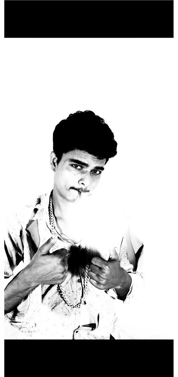 mdhaq0's tweet photo. 🚭🚭 AI generate photo 🖤🤦 https://t.co/fdDDBCQAfF