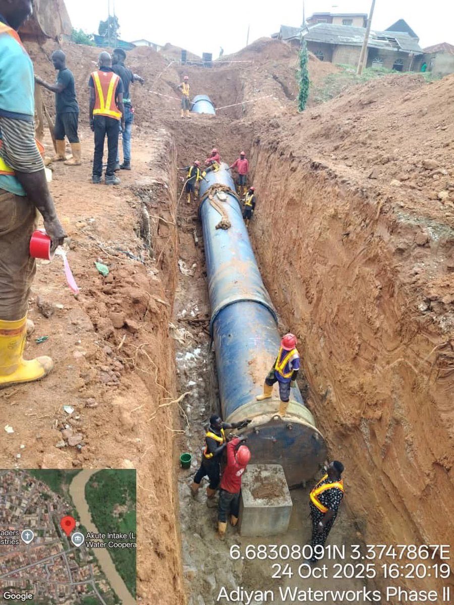 gboyegaakosile's tweet photo. Good news from our water infrastructure front!

The last DCI pipe (pipe no. 944) has been successfully installed yesterday (24th of October, 2025), a major milestone in the ongoing Adiyan II Water Project.

The 8km transmission pipeline has now reached Akute, bringing us closer to delivering additional 70 million gallons of potable water per day to Lagos residents once completed.

Step by step, we are rebuilding and expanding Lagos’ water supply network to meet the needs of our growing population.

This was revealed by the Hon Commissioner for the Environment and Water Resources, @tokunbo_wahab this afternoon.

#CleanerLagos #GreaterLagos