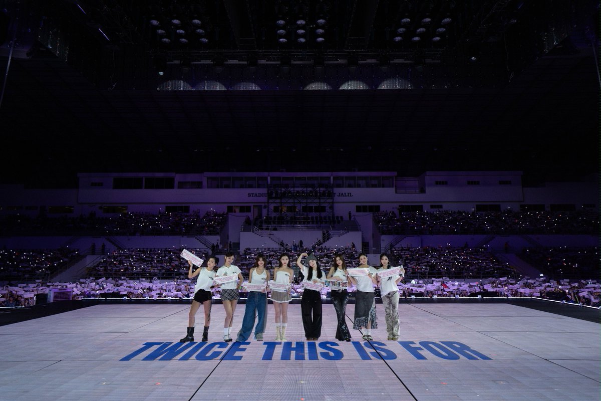 twicebot_'s tweet photo. 251026 TWICE YouTube Community update: https://t.co/sXKh0QDEnq

TWICE <THIS IS FOR> WORLD TOUR IN KUALA LUMPUR

The love from Kuala Lumpur was...

#TWICE #트와이스 #TEN_The_Story_Goes_On #MEplusYOU #THISISFOR #TWICE_THISISFOR_WORLD_TOUR #TWICE_THISISFOR_WORLD_TOUR_IN_KUALALUMPUR https://t.co/LBLhBiqOi7