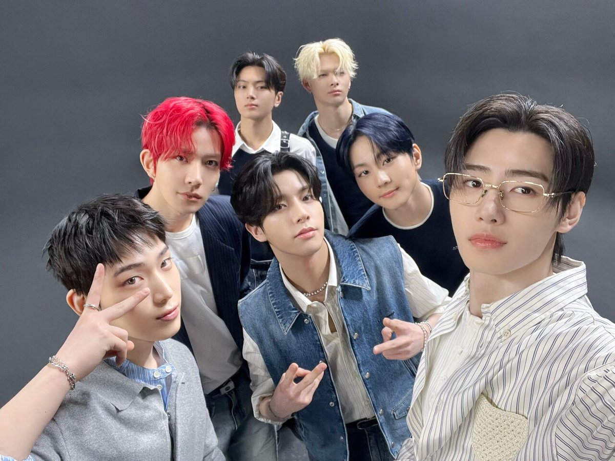 selfolssi ♤ tweet media