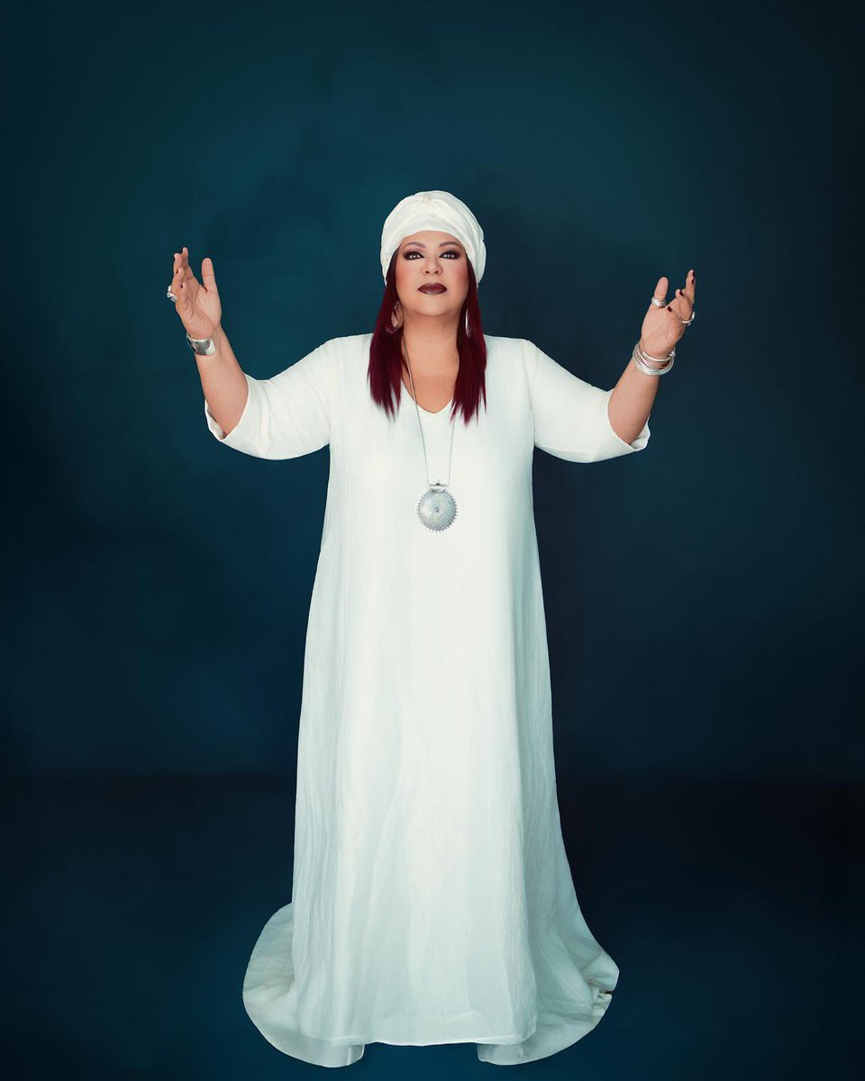 ✨Con esta foto de @marasaizphotography 
quiero daros las gracias por todas las visualizaciones del videoclip de mi nuevo single “Espiritual” en YouTube y todas las escuchas en Spotify en 6 días!.
@altafontespain 
GRACIAS!!! Seguimos dándole amor?❤️

💄 <a href="/TonyLopezBeauty/">Tony López</a>