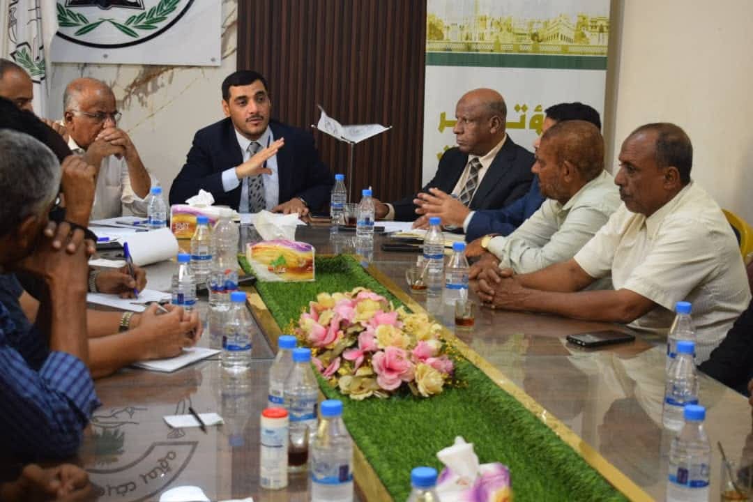 🔹أمانة مؤتمر حضرموت الجامع تعلن دعمها الكامل لإصلاحات رئيس الحكومة وتؤكد على تمكين أبناء المحافظة من إدارة شؤونهم 
(عاد/المكلا)خاص:

أكدت الأمانة العامة لمؤتمر حضرموت الجامع دعمها الكامل للإصلاحات التي يقودها دولة رئيس مجلس الوزراء الأستاذ سالم صالح بن بريك، مثمنةً جهوده الجادة