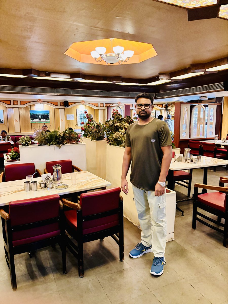 SuryaMadasi's tweet image. #LunchBreak #restaurant #outing #office