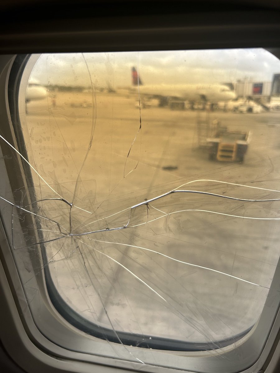 No so great window seat experience <a href="/Delta/">Delta</a>