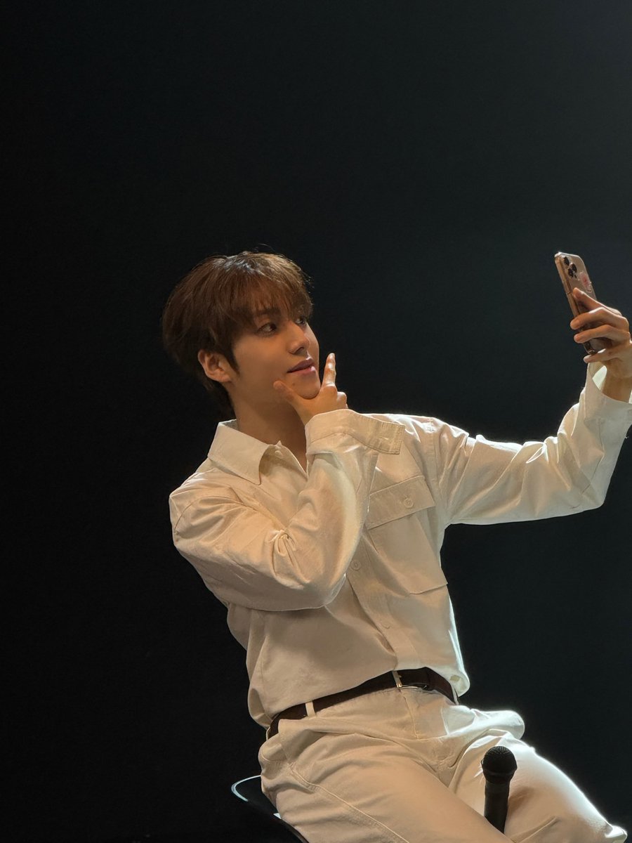 생일 축하해요 은상이형~🥳🥳 매일이 형의 미라클 데이이길 바랄게용💪🫶🫶

#DEY #데이
#따스한_햇빛같은_은상이의_생일