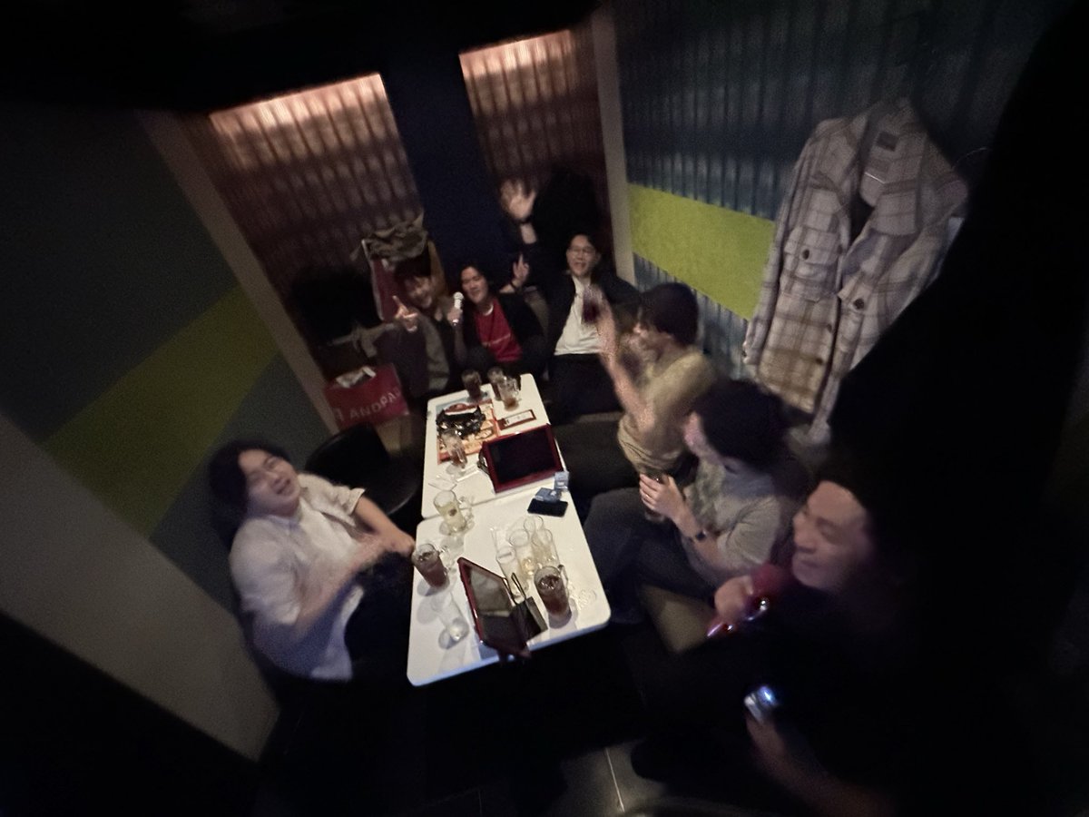 DShuhari's tweet image. カラオケで完全に打ち上がって、俺たちの #vuefes が終わりました。忘れ難い最高の一日になりました！
運営スタッフの皆さんはじめ、関わってくださった全ての方々に大感謝！