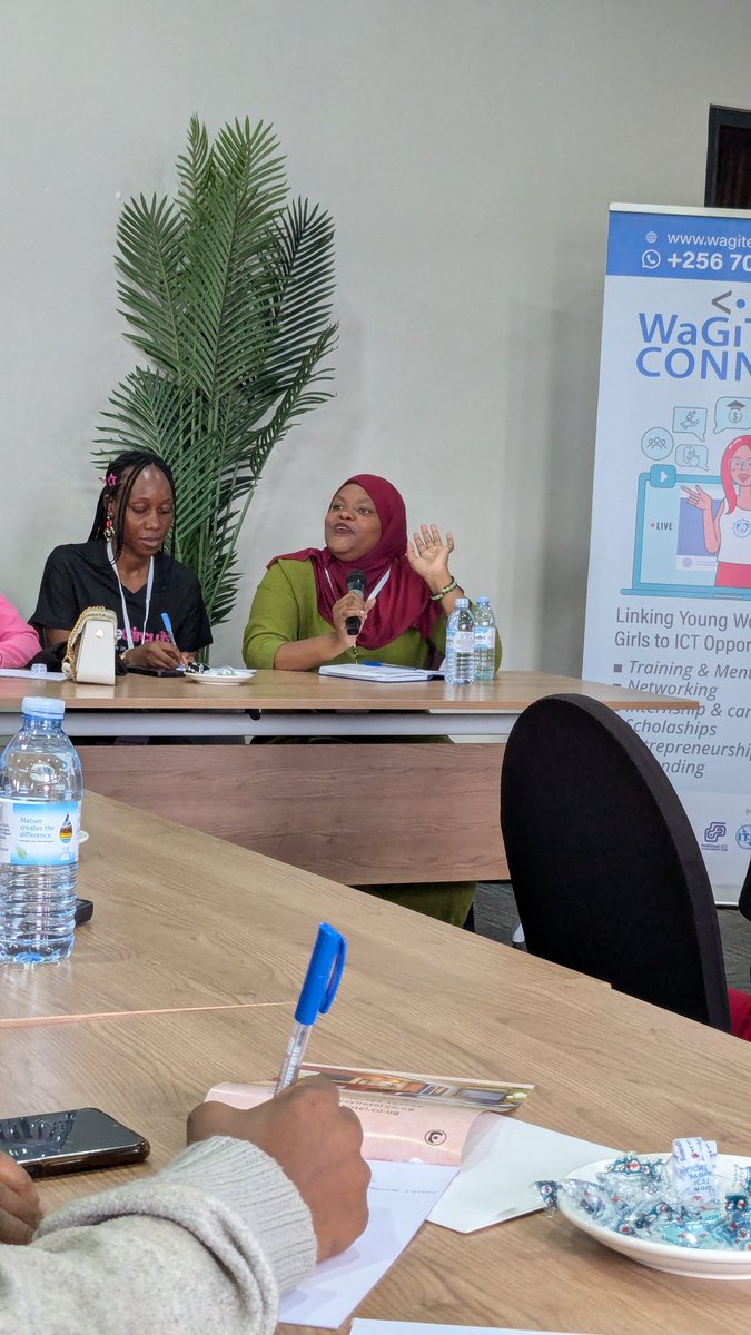 ZiyadaKA_'s tweet image. At the @shecircuits launch 🎉

@lailah_grant 
@FundiBots