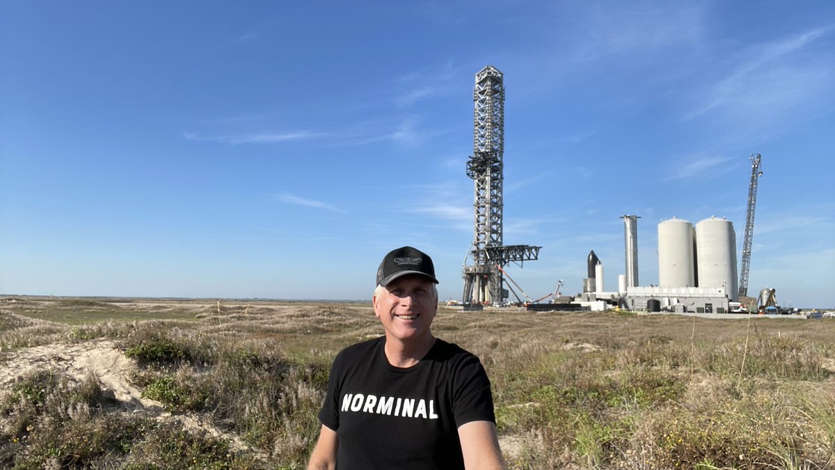 JoeTegtmeyer's tweet image. I was looking back at some pictures I took at Starbase 4 years ago just after the time when @SpaceX won the HLS contract from @NASA (&amp;amp; after months of @blueorigin contesting the selection process, which added more delays to the start of development). 

I think people forget how…