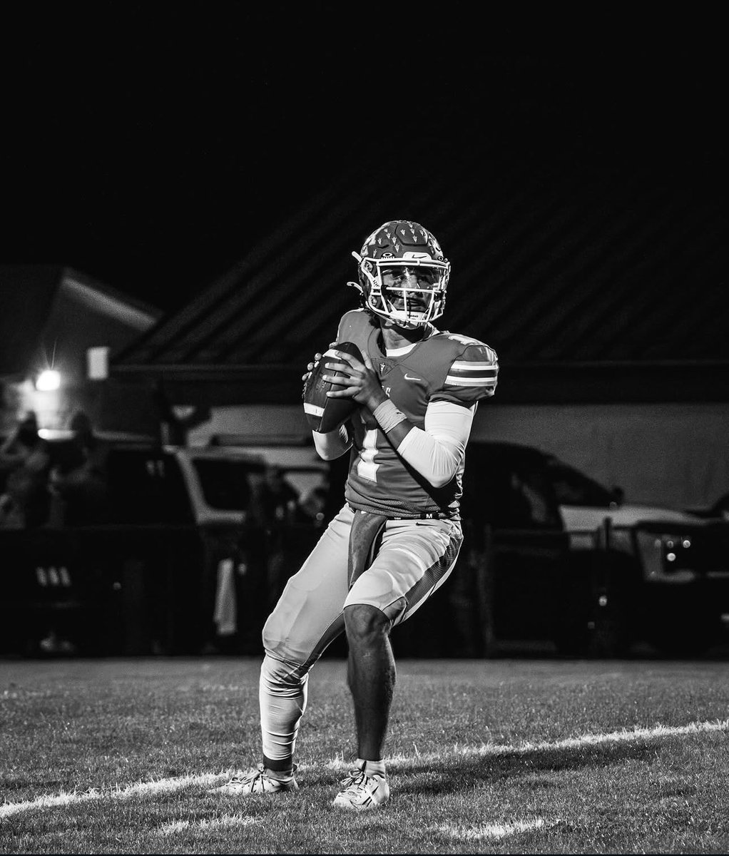 Congratulations to Kolby Jones on surpassing 5,000 career passing yards Thursday night. <a href="/kolbyj03/">Kolby Jones</a> 

1 of 1 

#ForksUp