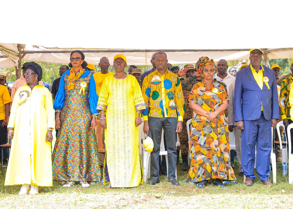President Yoweri Museveni has revealed how his government managed to persuade the karacunas—the young Karamojong warriors—to give up cattle rustling and embrace peace and development.

Addressing a rally at Jubilee 2000 Secondary School in Karenga District, Museveni recounted the
