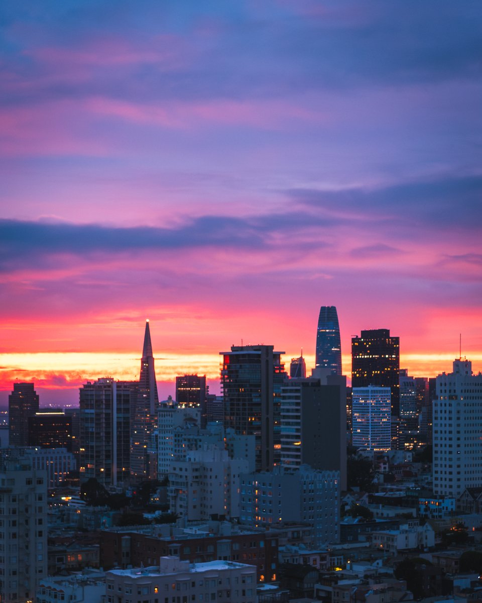 Now THAT my friends was a gorgeous sunrise over San Francisco this morning! Mother Nature comes through again - as always.