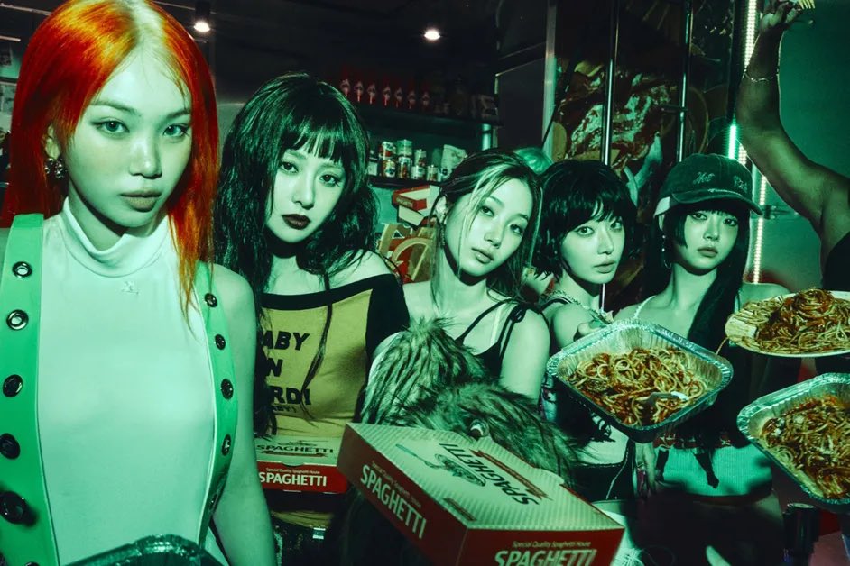 Pop Base (@popbase) on Twitter photo LE SSERAFIM earn their biggest streaming debut on the Global Spotify chart with ‘SPAGHETTI’ featuring j-hope. (2.70 million streams) LE SSERAFIM earn their biggest streaming debut on the Global Spotify chart with ‘SPAGHETTI’ featuring j-hope. (2.70 million streams)