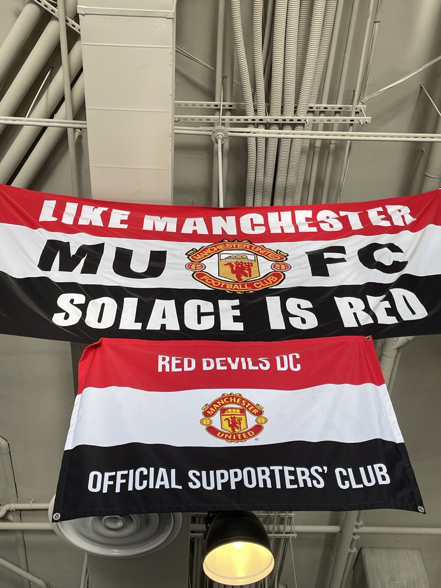 RedDevilsDC's tweet image. 🔴⚪️⚫️ DOORS ARE OPEN!
Solace is red and ready.
Grab your pint, grab your spot — Brighton up next.

Kickoff 12:30 PM. Let’s go again.
UTFR 🍻

#RedDevilsDC #MUFC #UTFR #Matchday