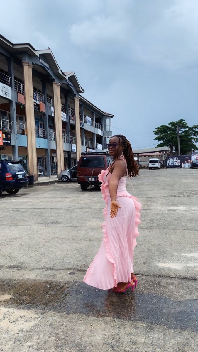 Elmathecoolest's tweet image. Wedding guest❤️