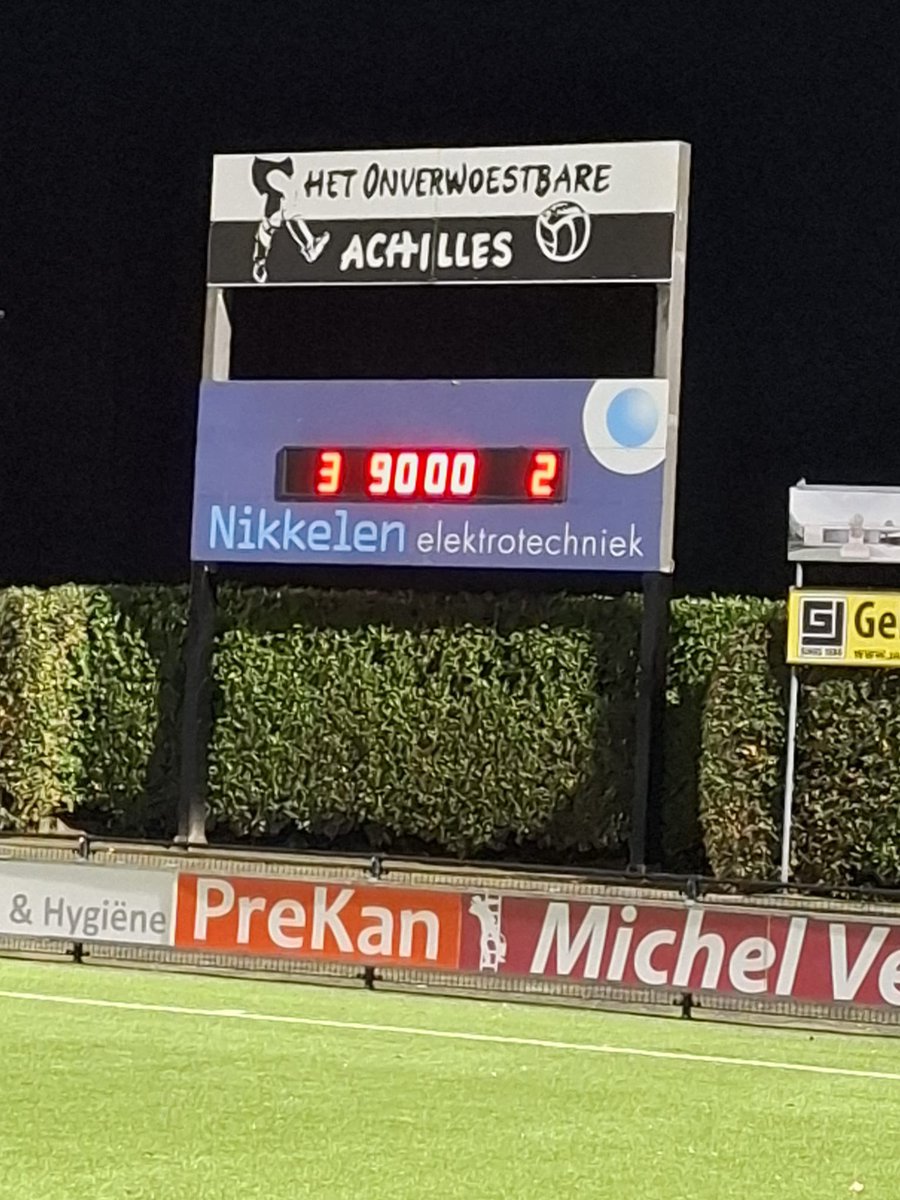 In een hoogstaande wedstrijd wint Achilles’29 met 3-2 van Nivo Sparta. Doelpunten aan Achilles’29 zijde van Thomas Verkuylen, Dennis Janssen en Kevin Schmidt.