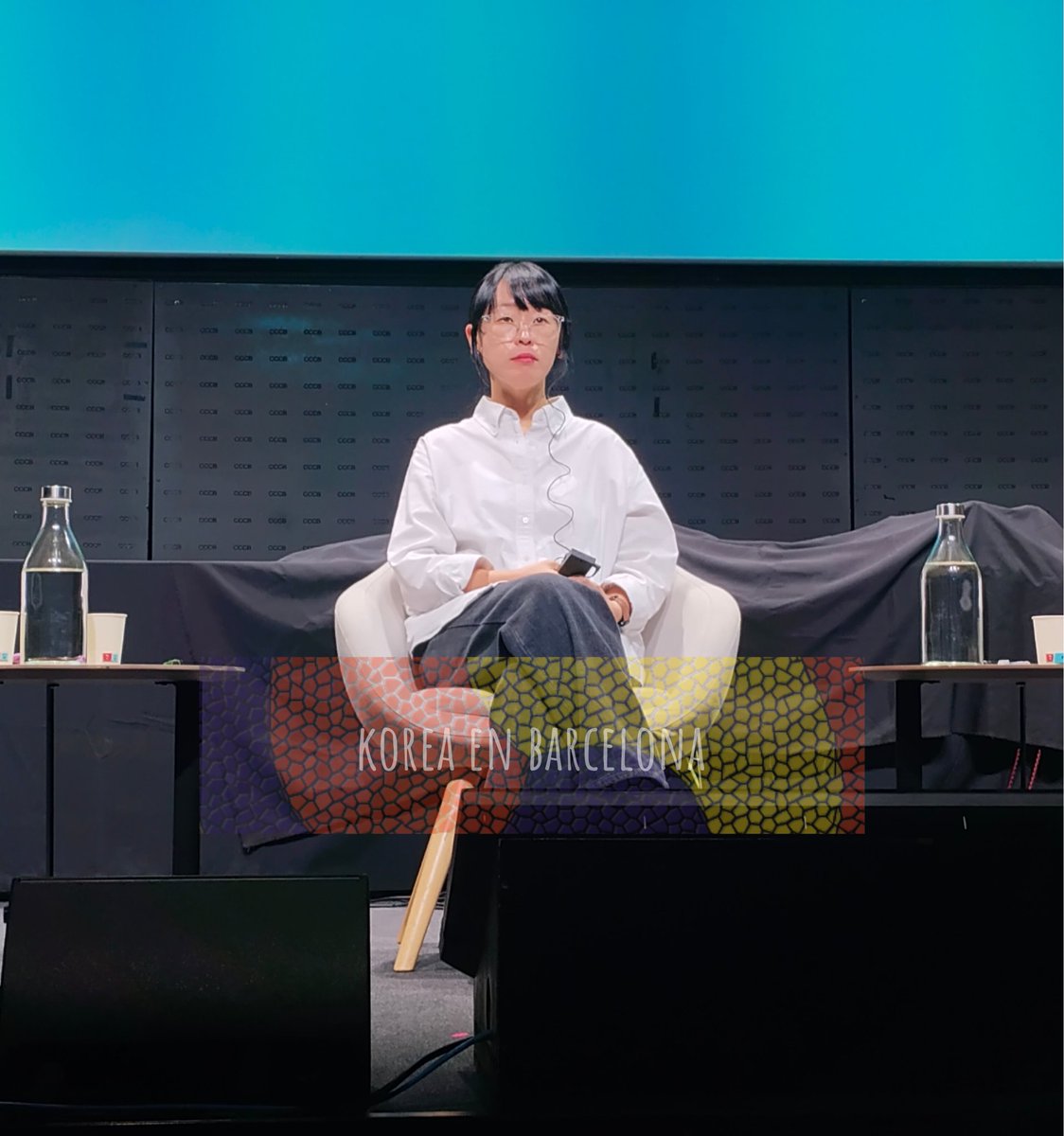 KoreaenBCN's tweet photo. Ayer por la tarde, en la Conversación con Choi Jin-young, Yun Ko-eun y Roser Cabré-Verdiell
Pesadilla o futuro: las nuevas distopías coreanas
#kosmopolis #CCCB #literaturacoreana https://t.co/xQnuzTAGDO