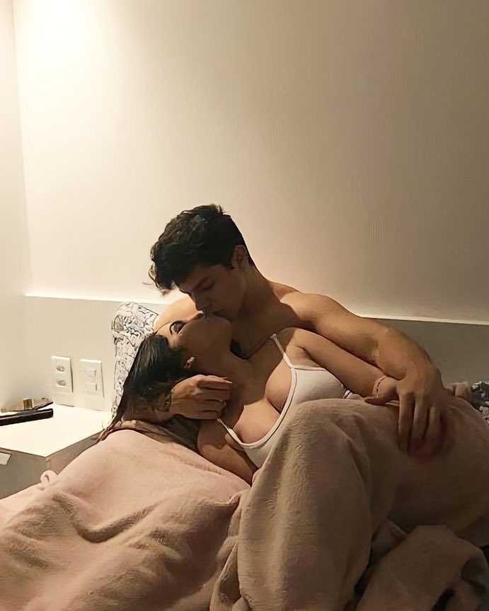 moodofcouple's tweet image. 