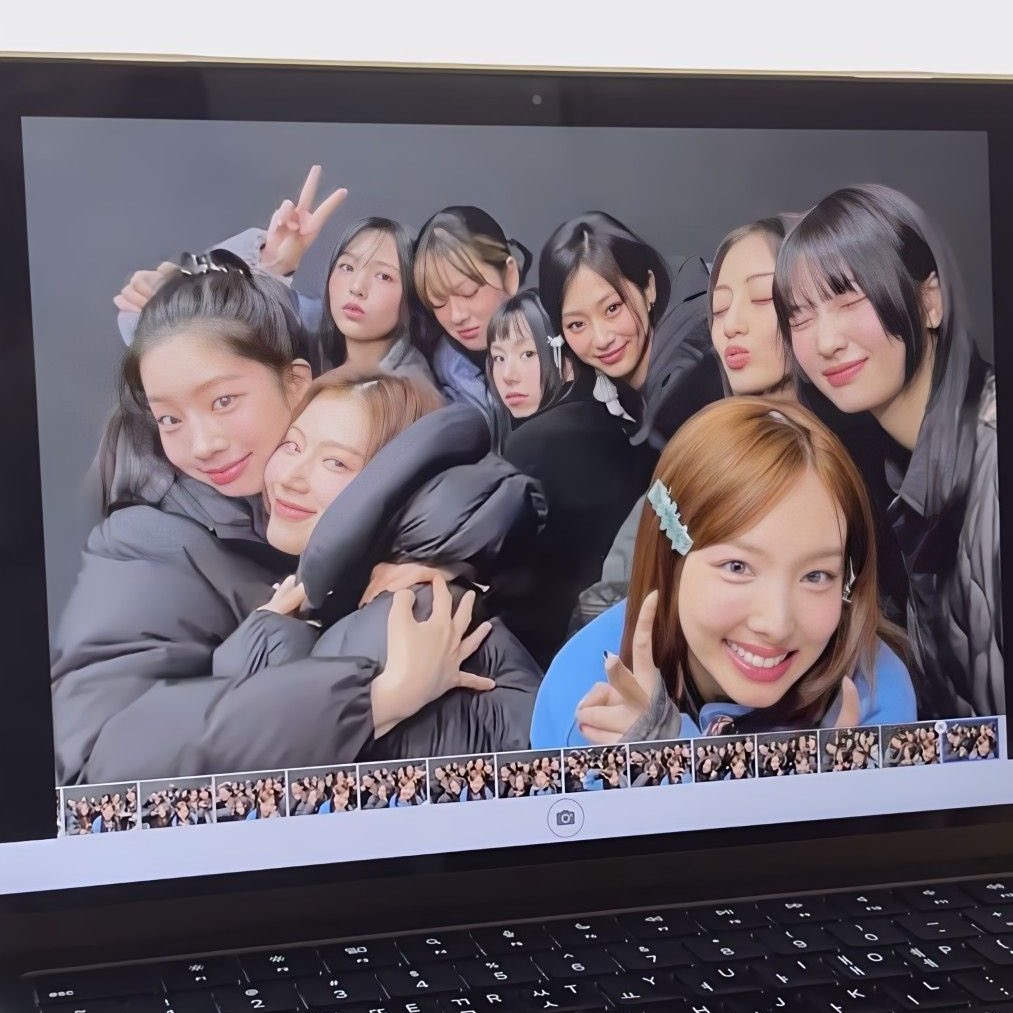 jypesmyoui's tweet image. I vote for #TWICE at #2025MAMAVOTE