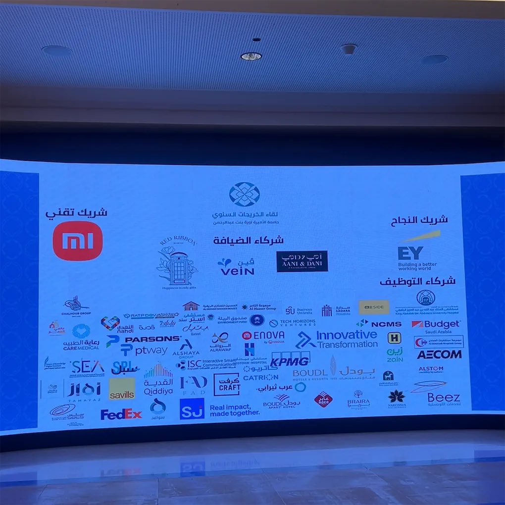 سعدت اليوم بتنظيم يوم الخريجات في جامعة الأميرة نورة، ونسّقت لتوقيع شراكات الجامعة مع شركة الشايع وشركة الشلهوب 📇
تجربة مليانة فخر وسعادة بتمكين بنات نورة وربطهم بسوق العمل 💜