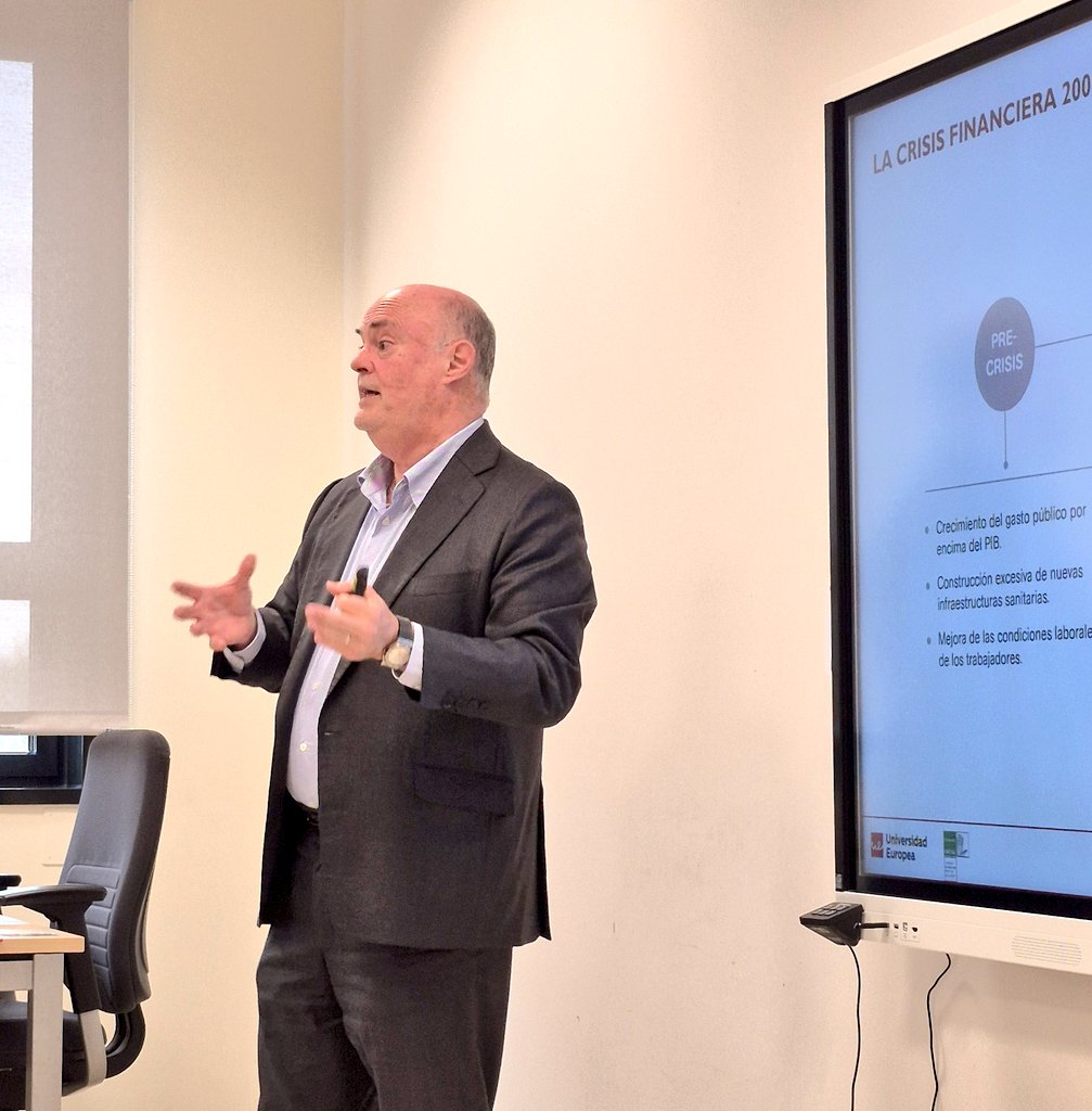 SEDISA_NET's tweet image. 🔚Terminamos el primer seminario  sobre análisis de los modelos sanitarios con Alberto de Rosa hablando sobre los modelos de colaboración público-privada #PPP 💼🏥 (modelo Alzira) #GestiónSanitaria
