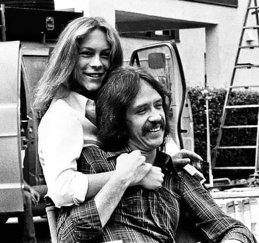 BobaFettANHSE's tweet photo. #halloween #behindthescenes🎬 #filmmaking #johncarpenter #jamieleecurtis #dickwarlock #donaldpleasance 1978 https://t.co/WGn4ND1ZuT