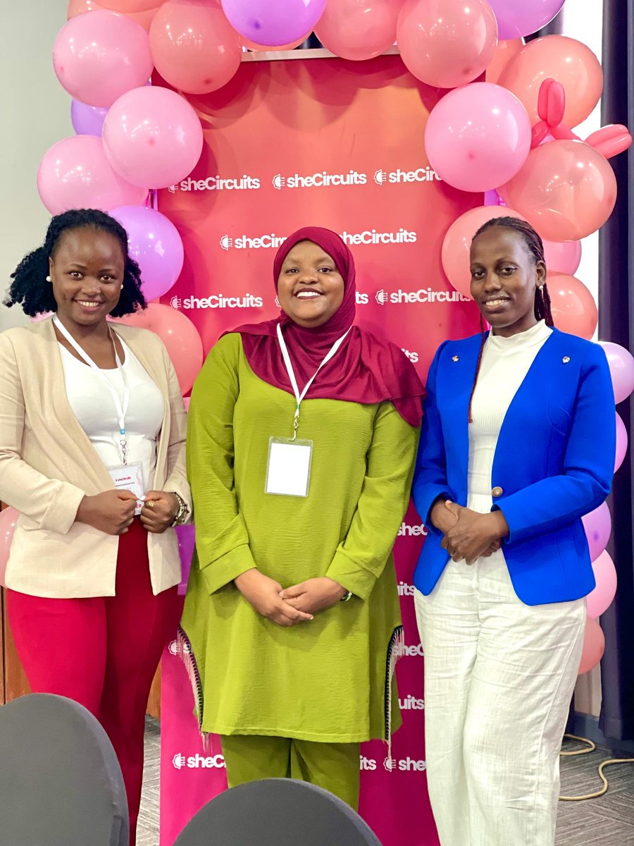 lailah_grant's tweet image. I showed up, and it&apos;s amazing to have connected with amazing ladies. 
Here&apos;s the list of some ladies I&apos;ve connected with:
- Asasira 
- Marybea 
- Diana 
- Ms. Cleopatra 
- please tag yourself if you were at @shecircuits today 

#iot #womenintech