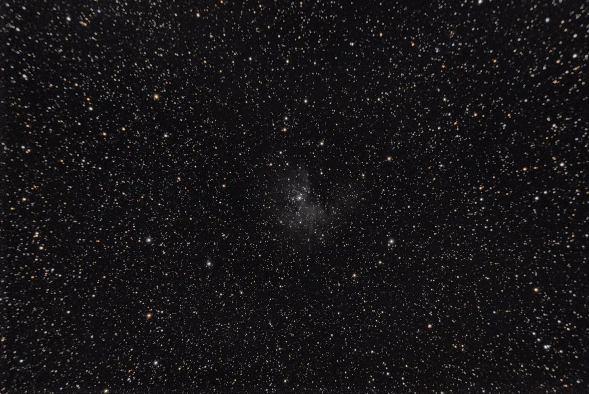 CosmosconBlog's tweet image. Clouds came out unexpectedly and I only got data on half of what I had planned to capture but it was still a fun night.  

Here is a quick processing of the data from the “Pacman” nebula (NGC281) with only 30 minutes of total exposure time. 

Over 9,000 light years away in…