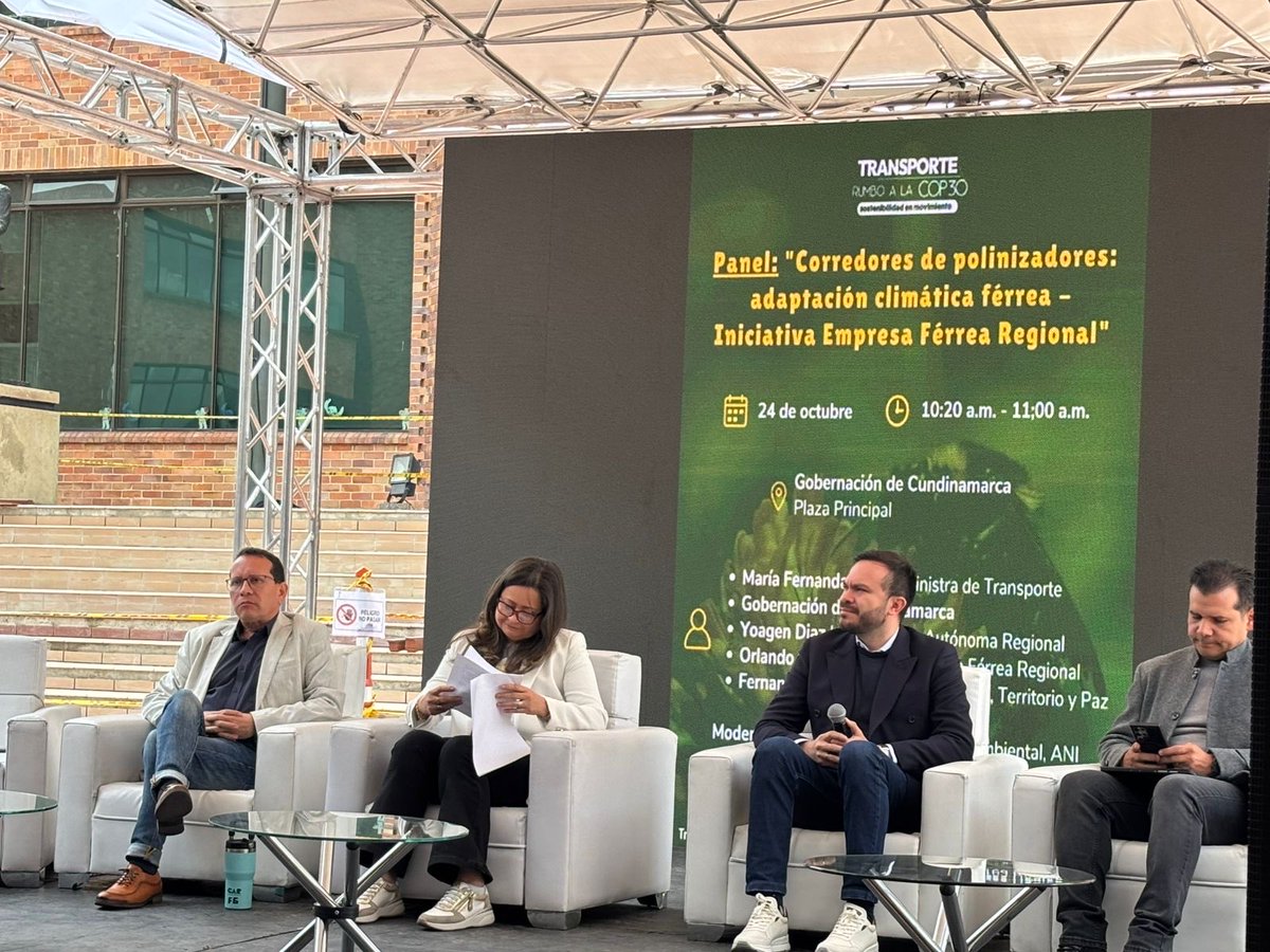 FdoGomez1's tweet image. Gracias a @maferojas @JorgeEmilioRey y @CAR_Cundi @Alfred_Balle por permitirnos compartir nuestra iniciativa de un #regiotramverde Biodiversidad, movilidad sostenible y ecoturismo. Una apuesta para la armonización ecológica y el transporte multimodal. @erikasabogalc