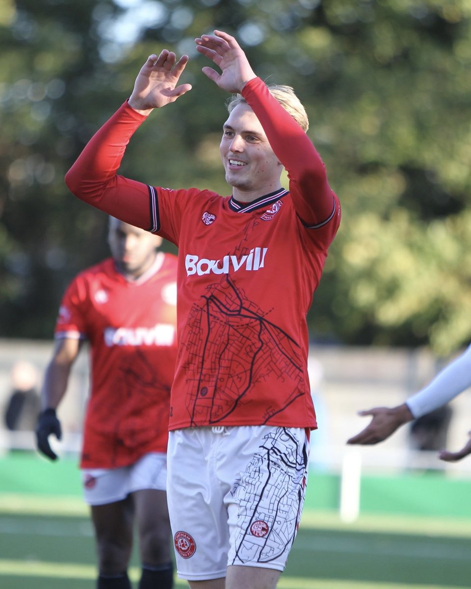 Chatham Town tweet media