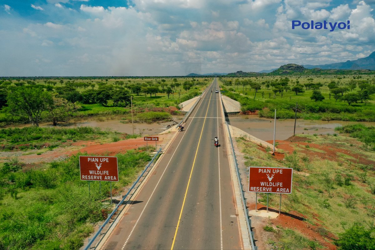 dickson_siko's tweet image. From the first flight over dusty paths to smooth tarmac, it’s been incredible capturing the transformation of the Muyembe–Nakapiripirit Road by @Polatyolug greatly improving access to Pain Upe game reserve. 
#SikoIsHere #DronesForGood #ExploreUganda