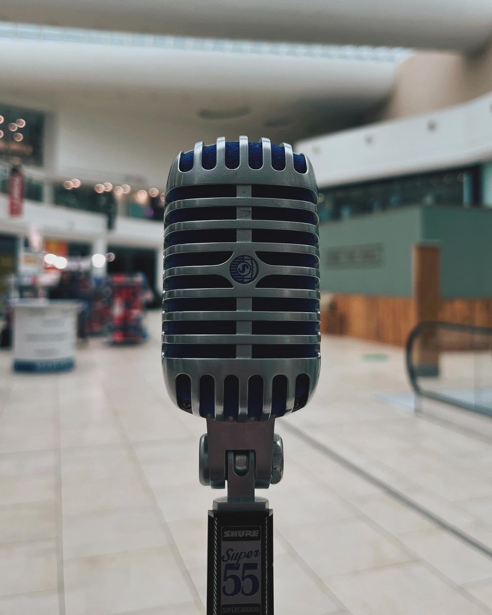 rubythejazzdiva's tweet image. We were thrilled to have been asked to perform as part of Southend Jazz Festival this month! We featured as a duo performing at Southend Victoria, swinging shoppers through their Sunday endeavours, and it was so lovely to see some many come down to watch us!!

R 💋

#autumn #sjf