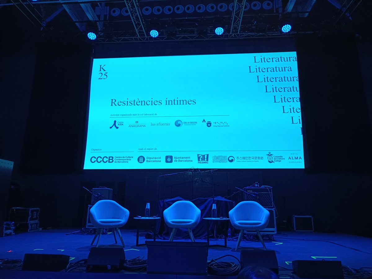 KoreaenBCN's tweet photo. En el CCCB, en el Kosmopolis 
En unos minutos: Conversación con Kim Hye-jin y Marta Sanz
#kosmopolis #CCCB https://t.co/rYid8B3qnt