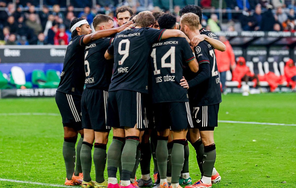 𝗥𝗘𝗖𝗢𝗥𝗗: Bayern set the best ever start to a season for a team from Europe's top 5 leagues 

1- FC Bayern 2025/26: 13 wins* (47-9 goals)
2- AC Milan 1992/93: 13 wins (45-13 goals)