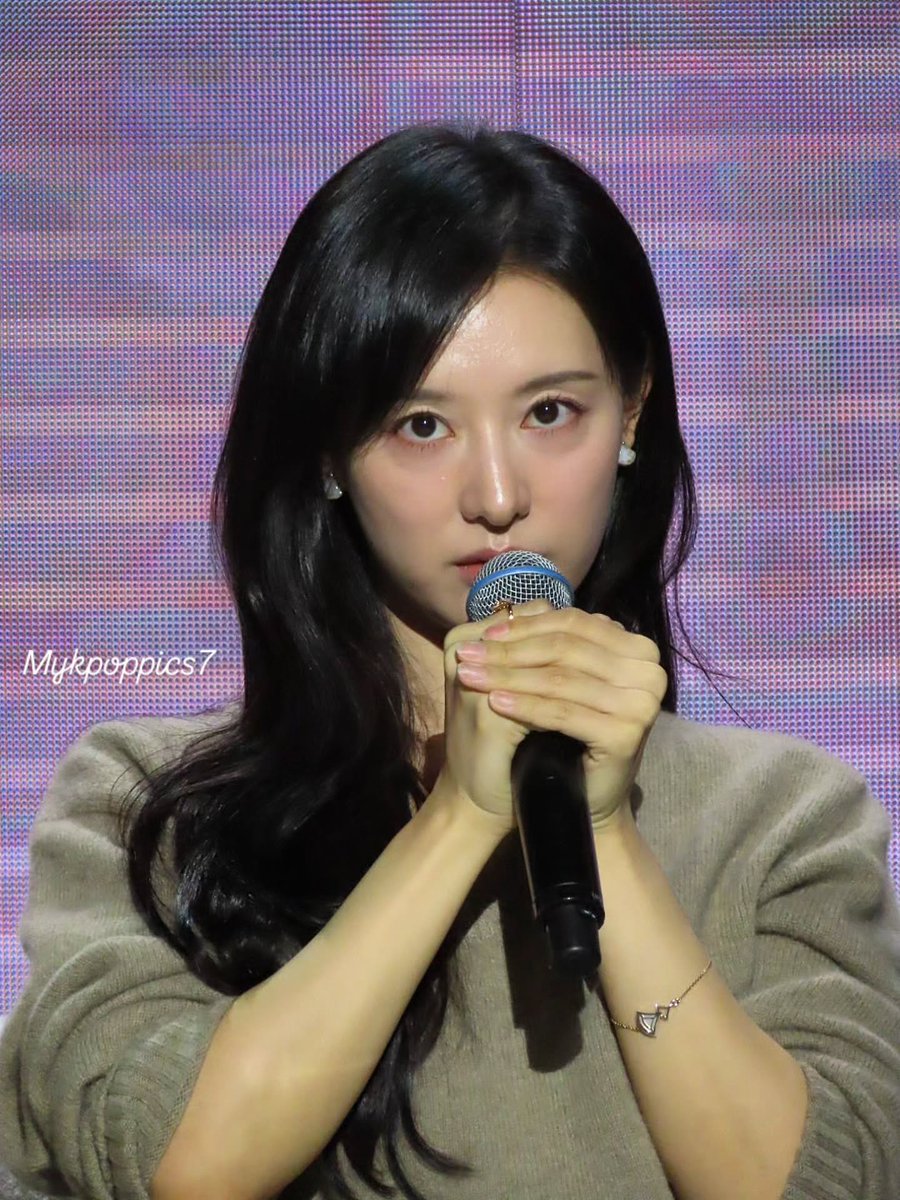 나.. 이 얼굴 너무 좋아하네...