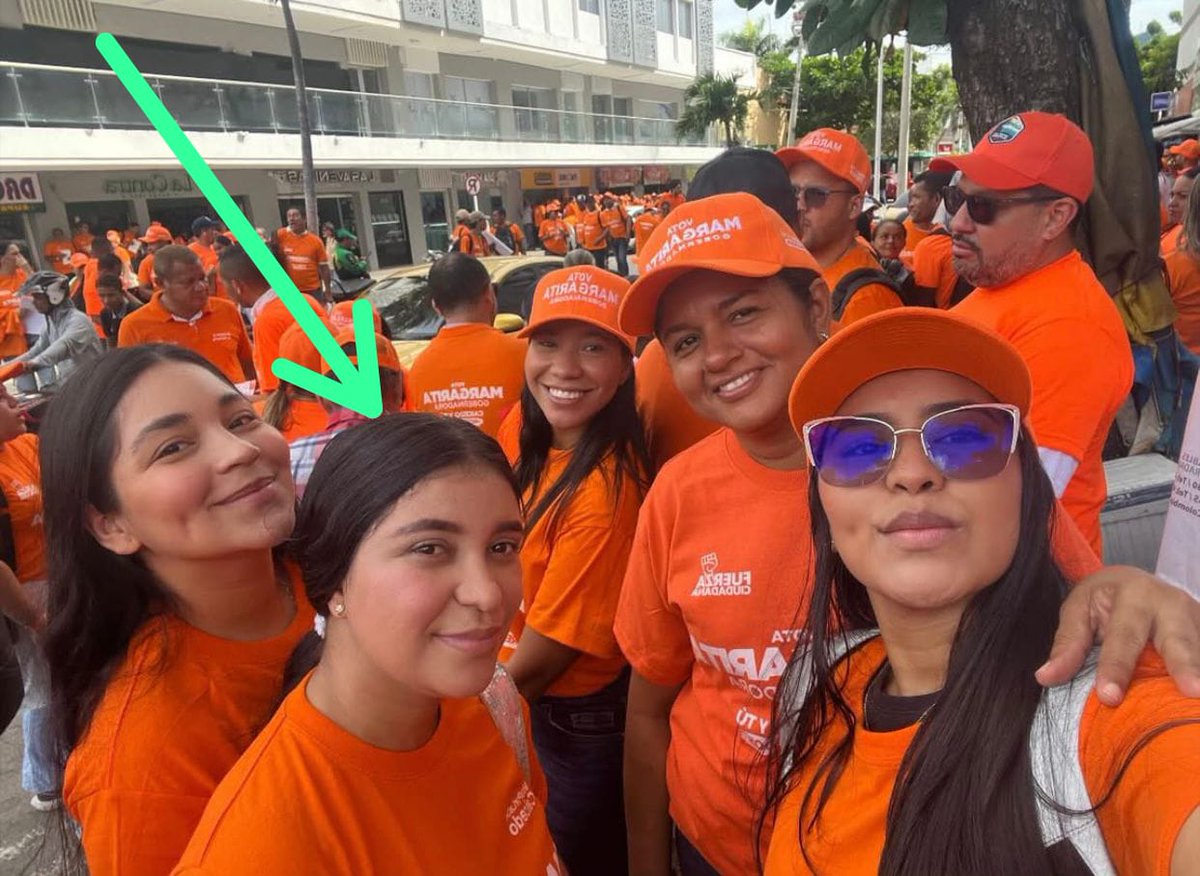 Adri Bueno tweet media