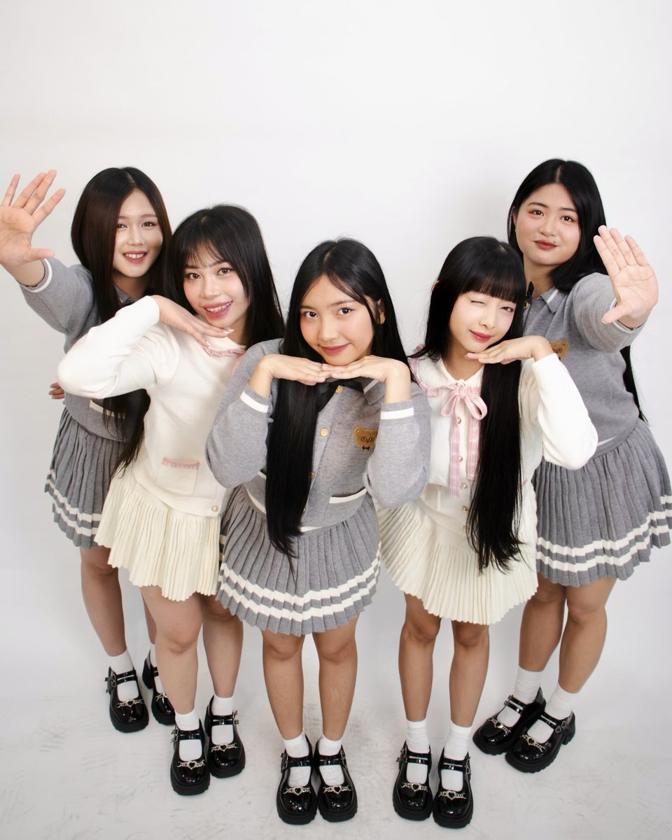 pixieofficialph's tweet image. Happy Anniversary to us 🎉 Thank you for the endless support and for always staying with us 🥹

We love you so much, our pixels 💖✨ #pixieoffiialph