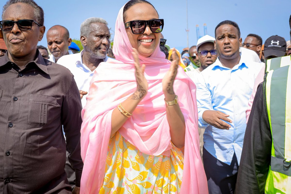 ismael_ilaya's tweet photo. Un congrès à la hauteur de nos espérances.
Des visages, des convictions, une même volonté : faire vivre notre idéal commun.
Merci à toutes et tous pour cette belle démonstration d’unité et d’engagement. 
#UDJ #Djibouti #Congrès2025 https://t.co/GArlX6Pp7l