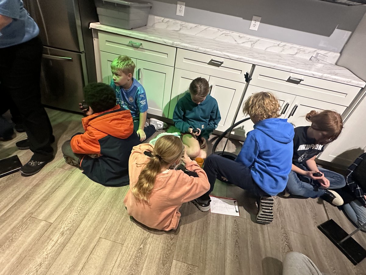 WSESSmithfield's tweet image. Fifth grade visit to the Virginia Air and Space Museum #WestsideBestside