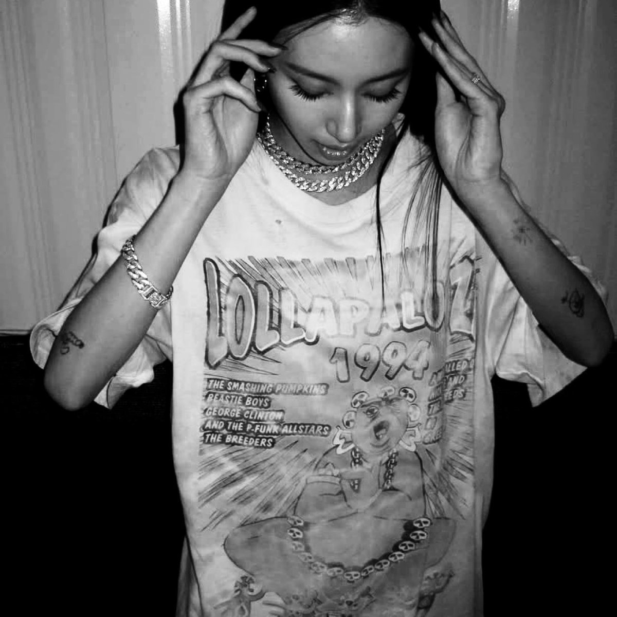 certainlies's tweet image. ✩₊˚.⋆☾⋆ Nights still glow