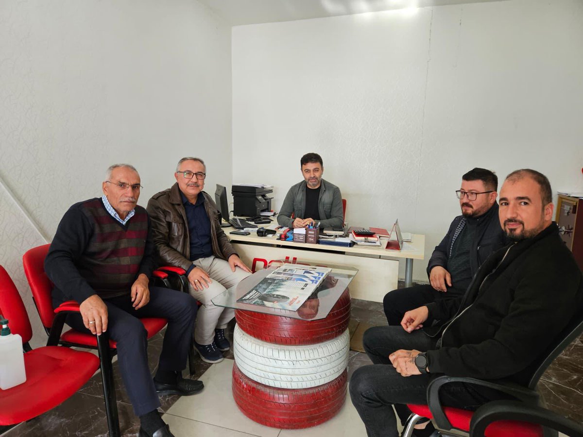 İlçe Başkanımız Sayın Levent SARIKAYA ve Yönetim Kurulu Üyelerimiz İlçemizde Esnaf Ziyareti Gerçekleştirdiler.